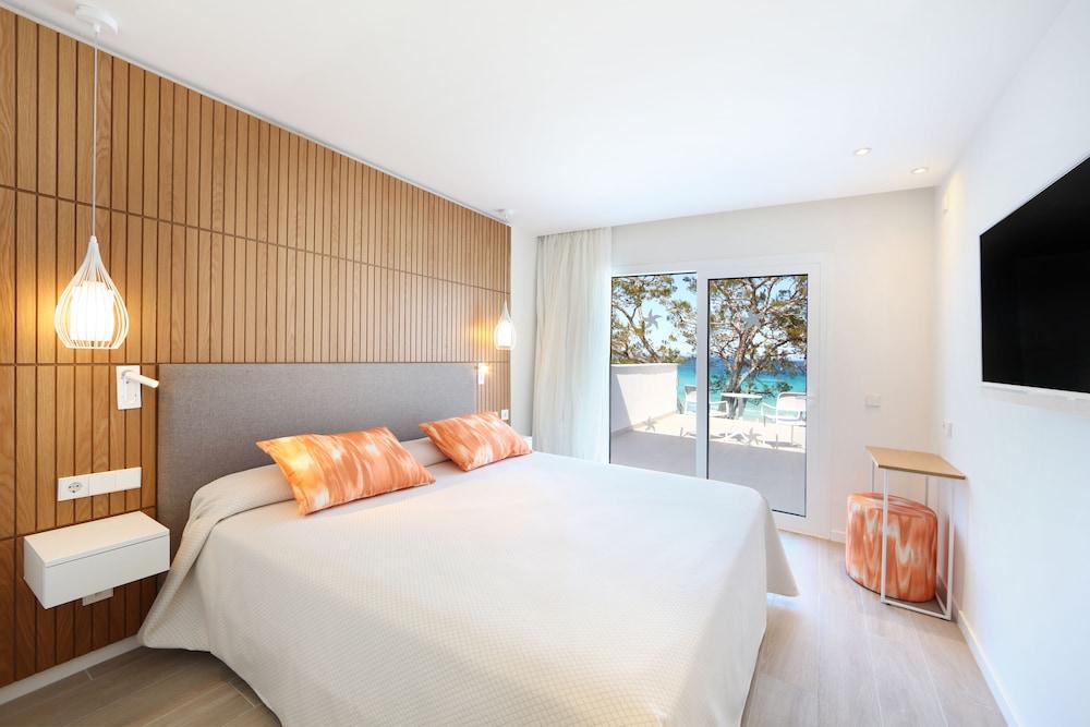 Hotel Iberostar Waves 4*