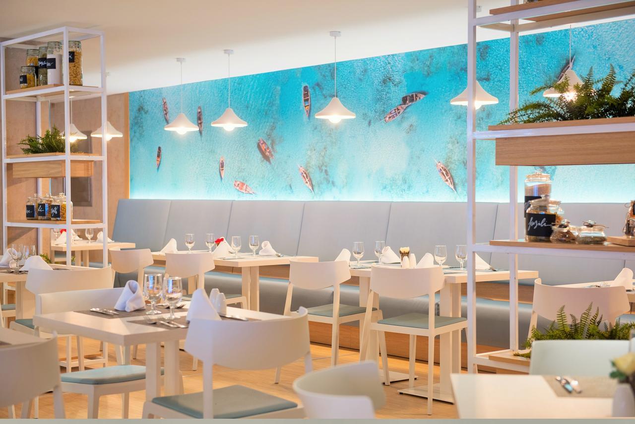 Hotel Iberostar Waves 4*