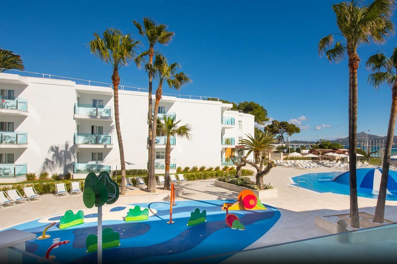 Iberostar Waves
